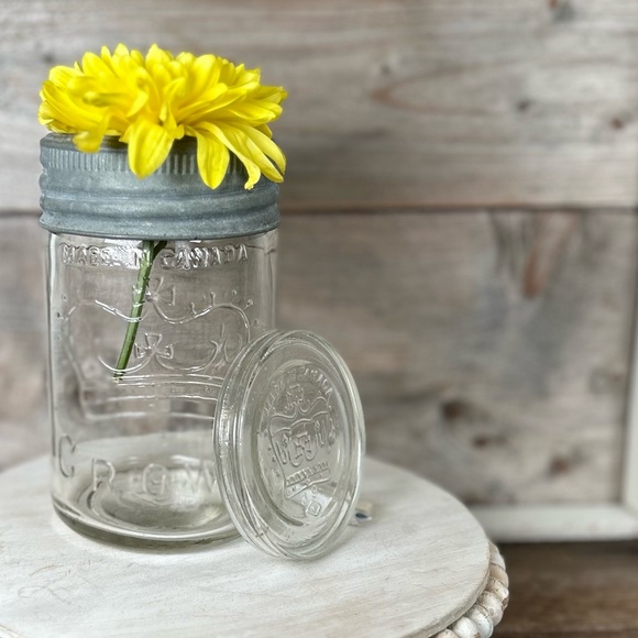 2 Vintage Glass Mason Jars - Picture 3 of 13